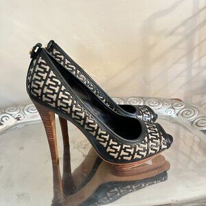 NEW TORY BURCH Regan Black Leather/Linen Peep-Toe T Logo Platform Heel Pumps 9.5